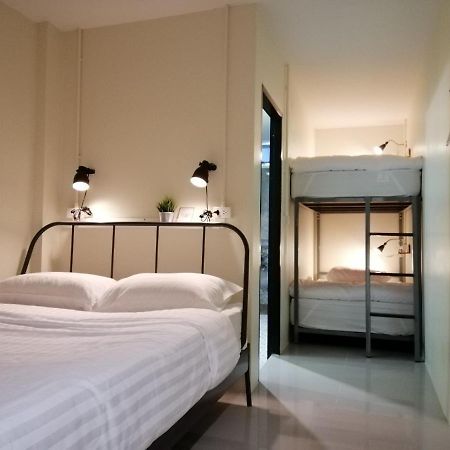 The Marble Hostel 방콕 외부 사진