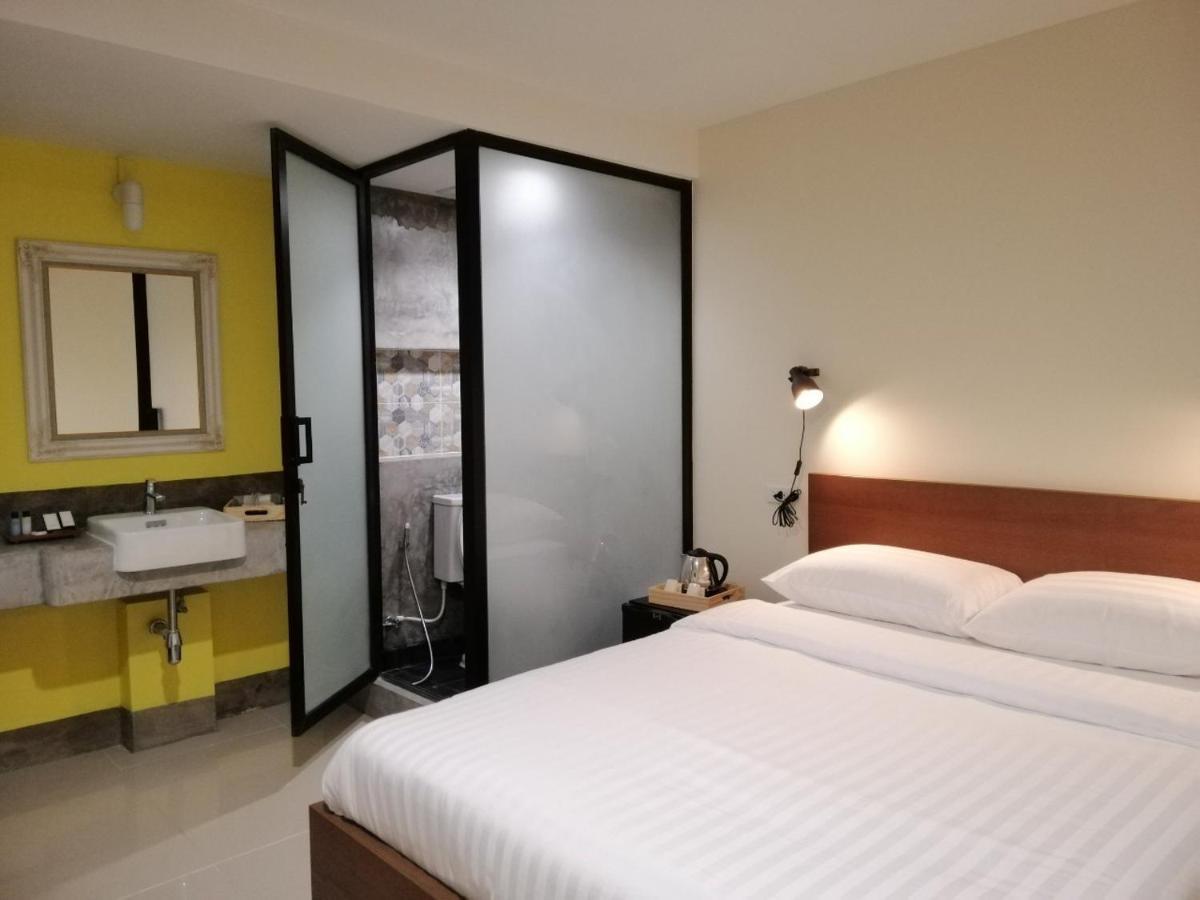 The Marble Hostel 방콕 외부 사진